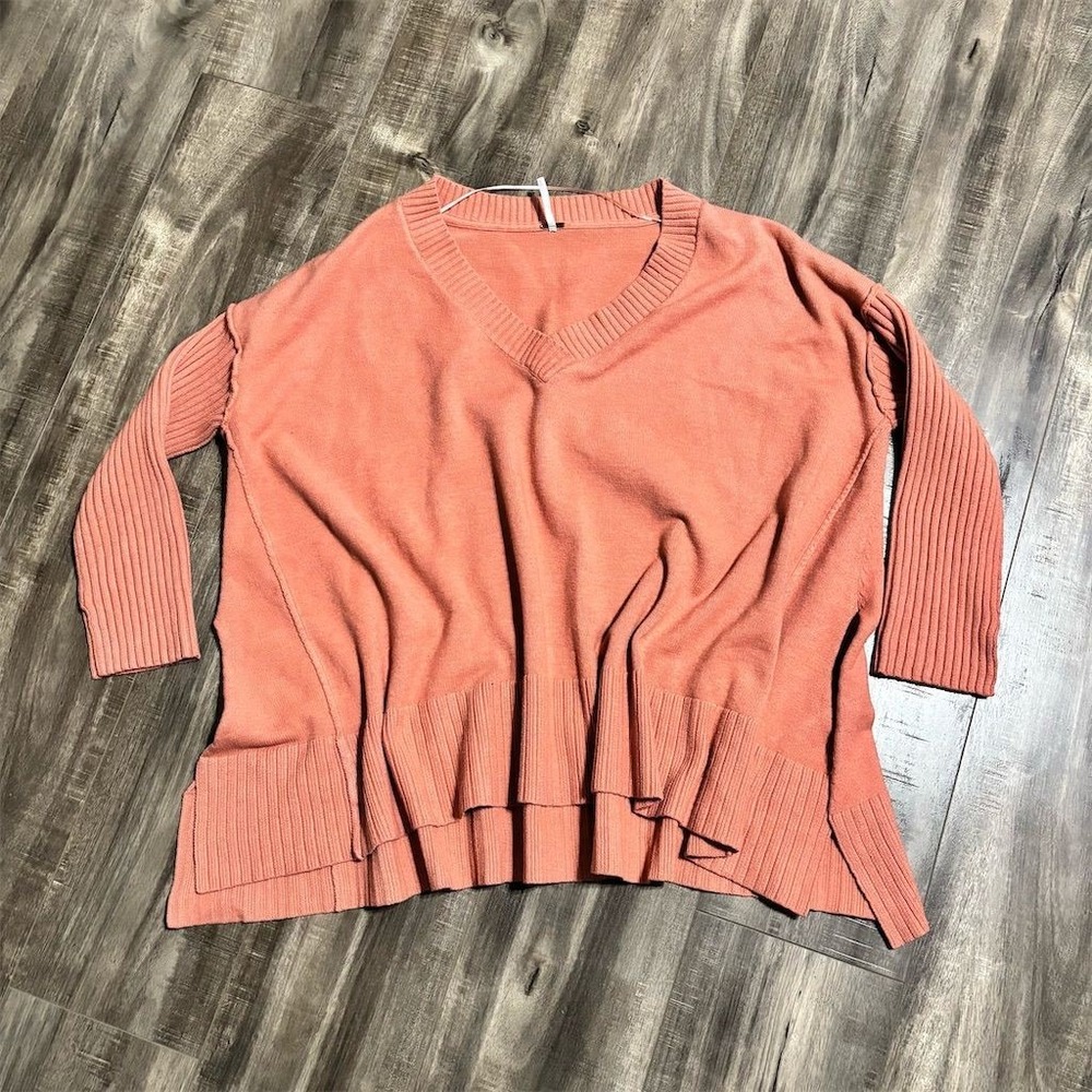 Free People Women's Pink V-Neck Oversized Sweater Tunic Size M‎
